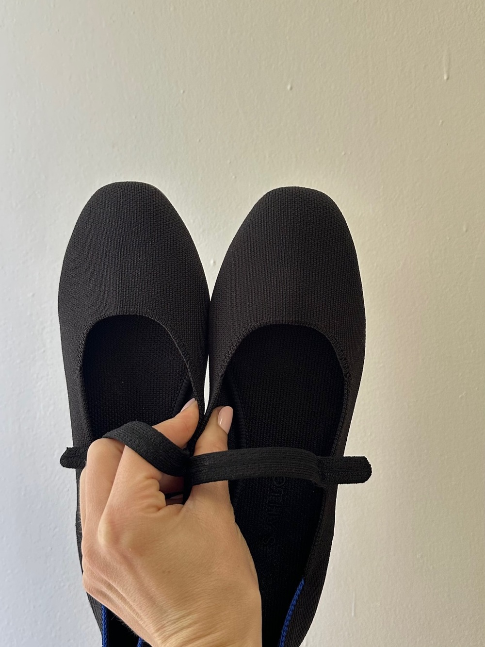 (Worn once) Size 7.5 black ballet flats - Rothy’s Black The Square Mary Jane - Picture 6 of 10